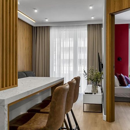 Lotnisko Chopina Modern Apartment Варшава Екстер'єр фото