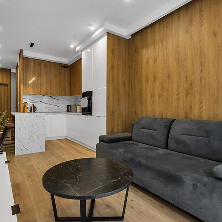 Lotnisko Chopina Modern Apartment Варшава Екстер'єр фото