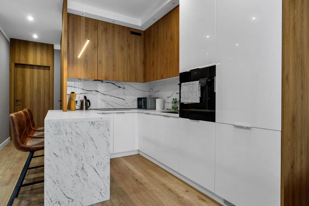 Lotnisko Chopina Modern Apartment Варшава Екстер'єр фото